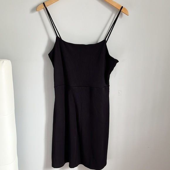 Wilfred Free Ribbed Spaghetti Straps Black Mini Dress L - Picture 2 of 11